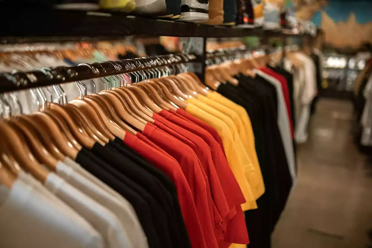 Cómo empezar un negocio de ropa: Guía práctica y efectiva